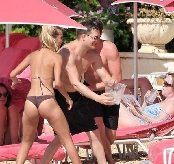 Luisana Lopilato nude. Photo - 28