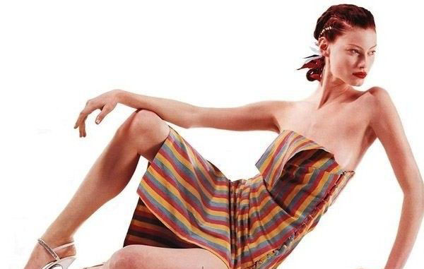 Alyssa Sutherland nude. Photo - 14