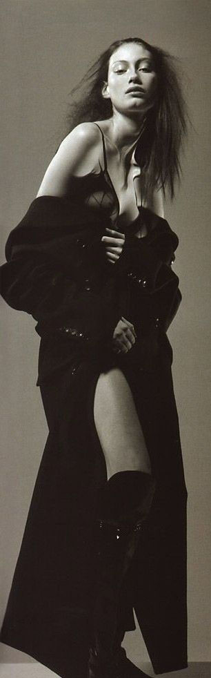 Alyssa Sutherland nude. Photo - 19