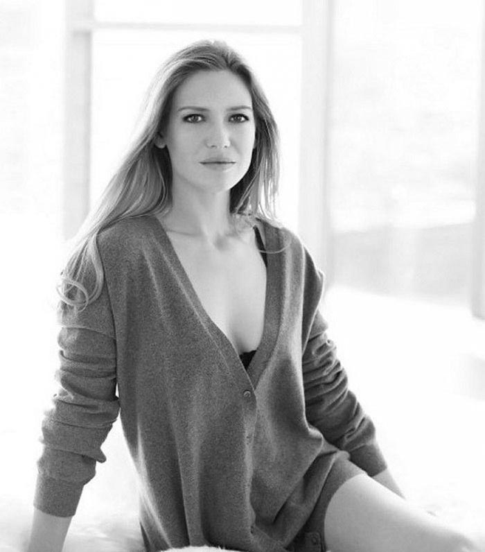 Anna Torv nude. Photo - 3