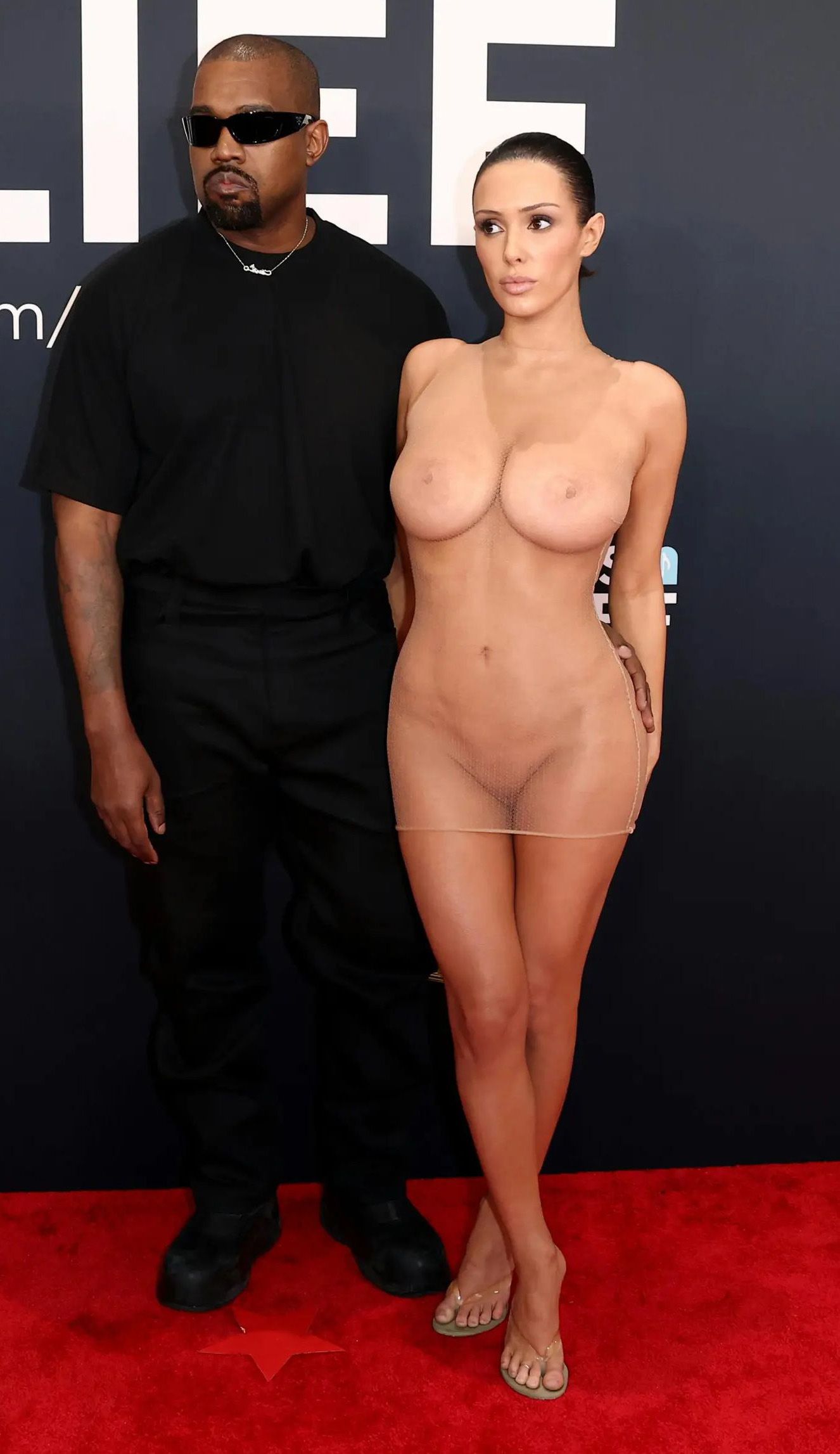 Bianca Censori nude. Photo - 50