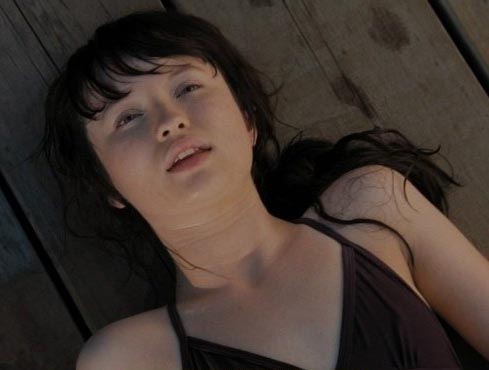 Emily Browning nude. Photo - 11