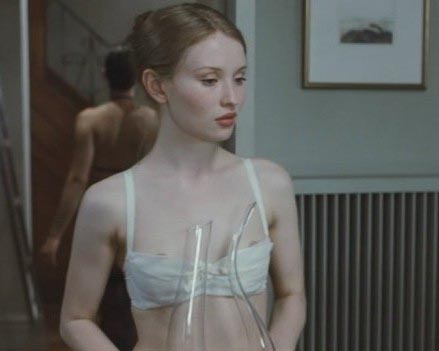 Emily Browning nude. Photo - 15