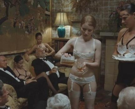 Emily Browning nude. Photo - 16