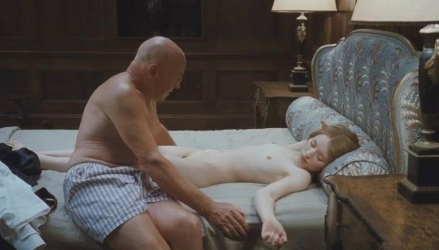 Emily Browning nude. Photo - 20