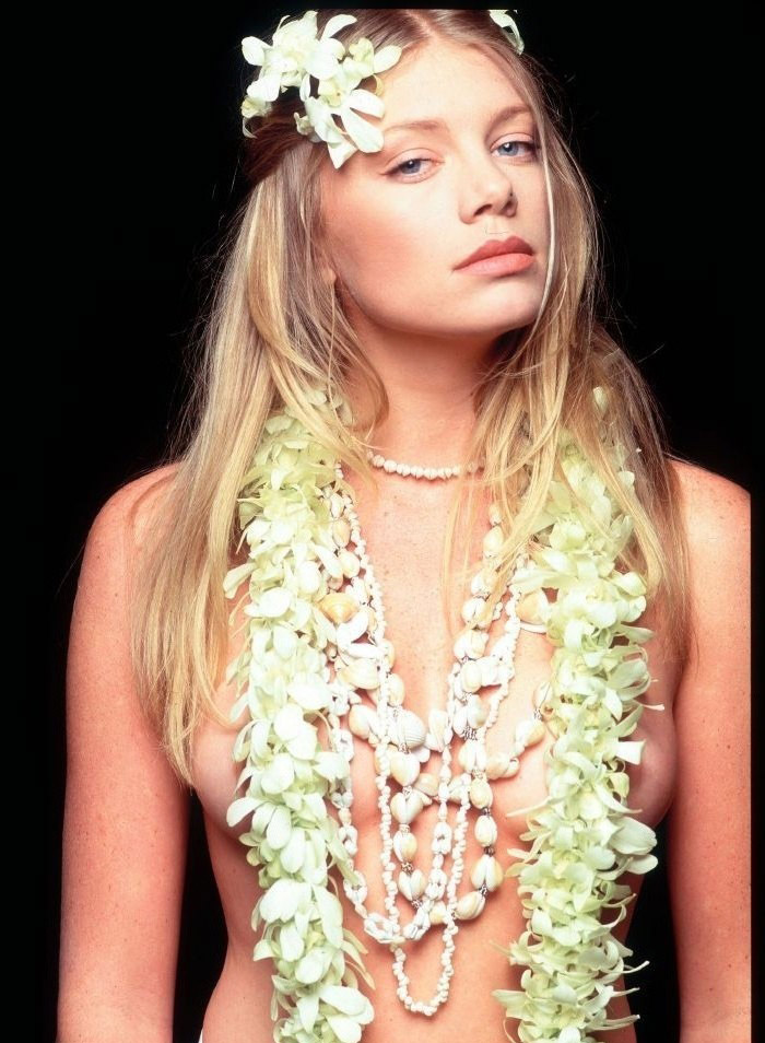 Peta Wilson nude. Photo - 8