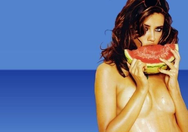 Adriana Lima nude. Photo - 41