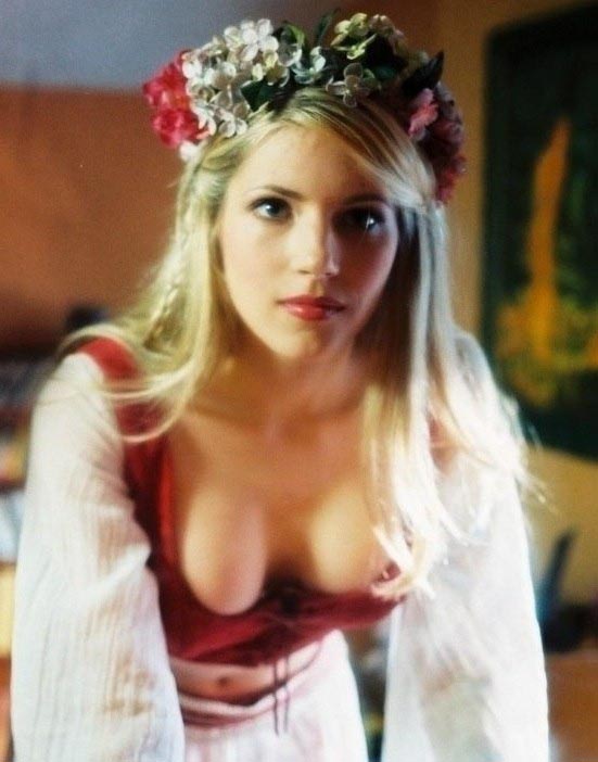 Katheryn Winnick nude. Photo - 4