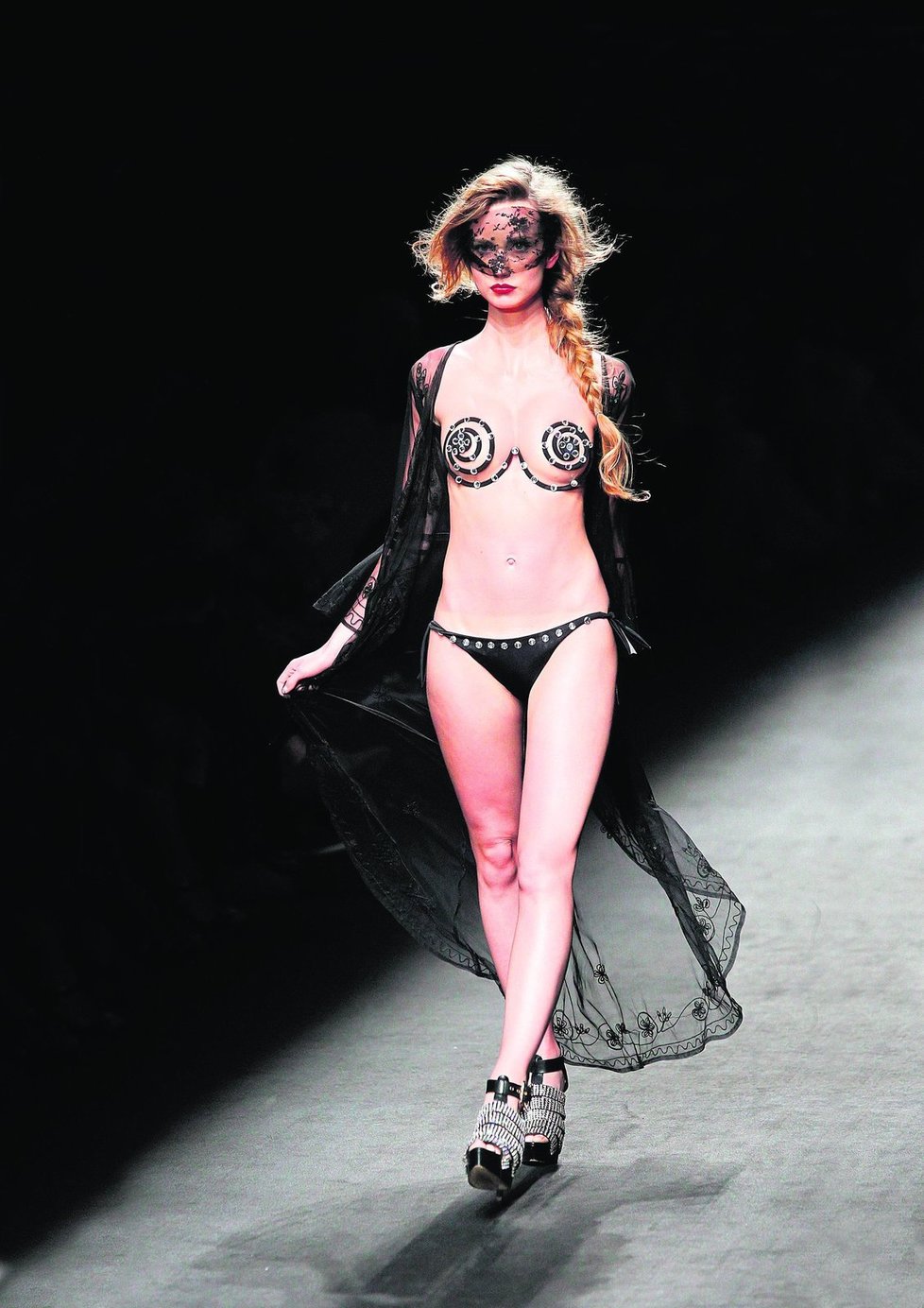 Ester Sátorová nude. Photo - 43