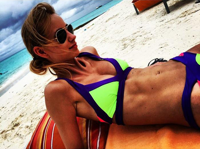 Ester Sátorová nude. Photo - 77