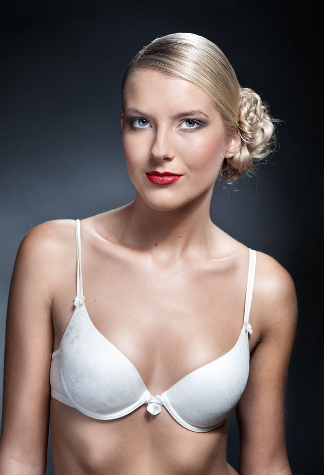 Jitka Nováčková nude. Photo - 9