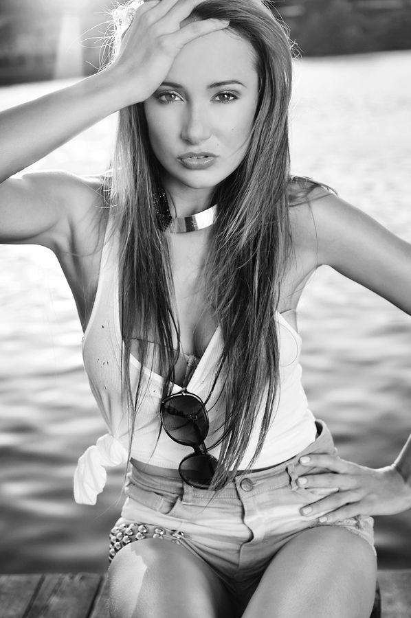 Karolína Krézlová nude. Photo - 5