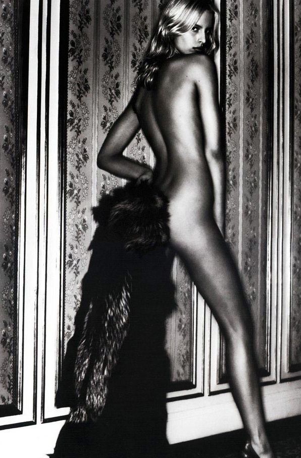 Karolína Kurková nude. Photo - 28