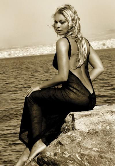 Lucie Borhyová nude. Photo - 7