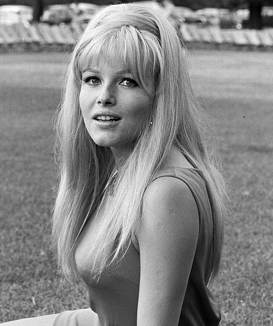 Olga Schoberová nude. Photo - 27