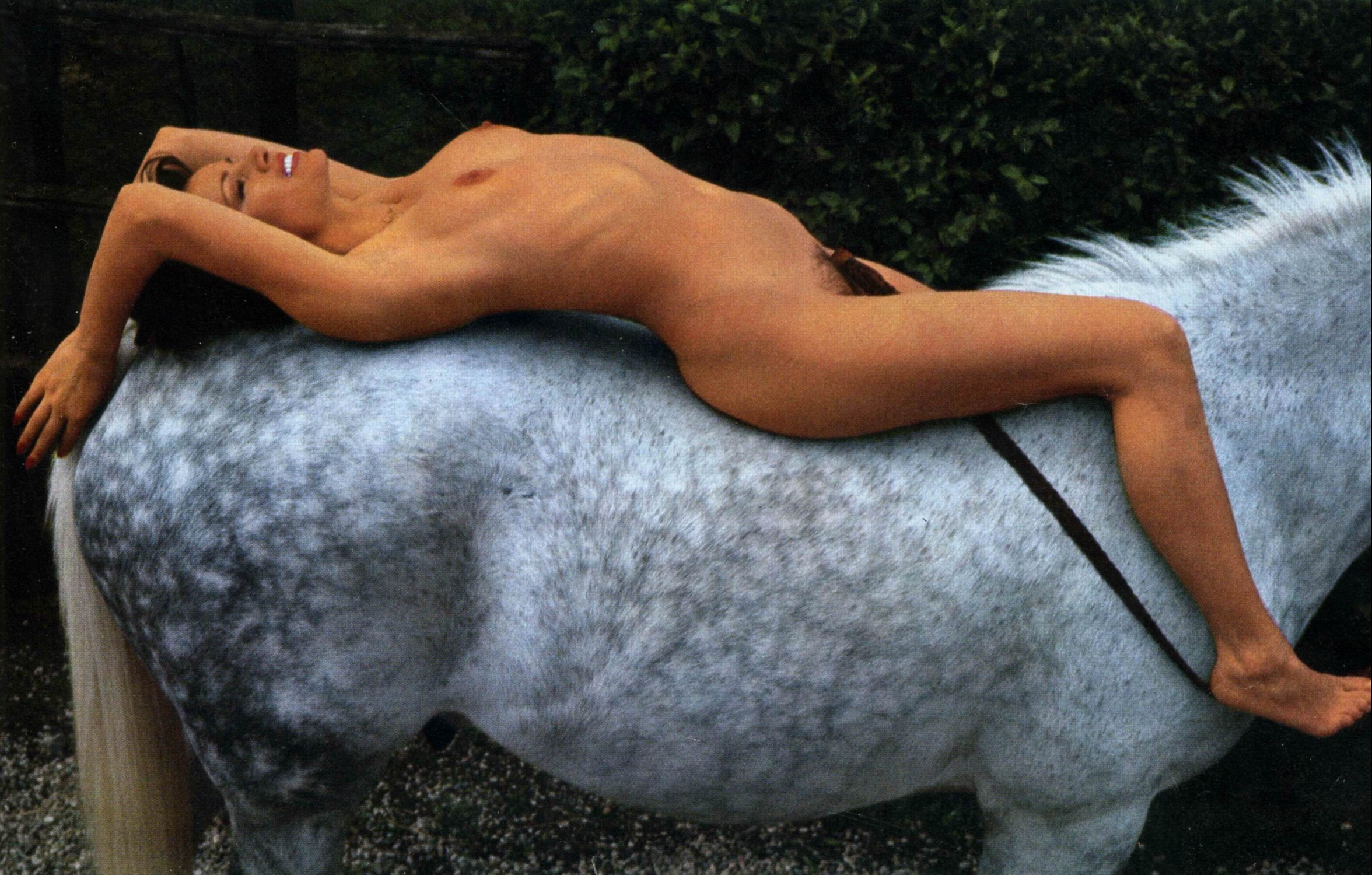 Eva Czemerys nude. Photo - 7