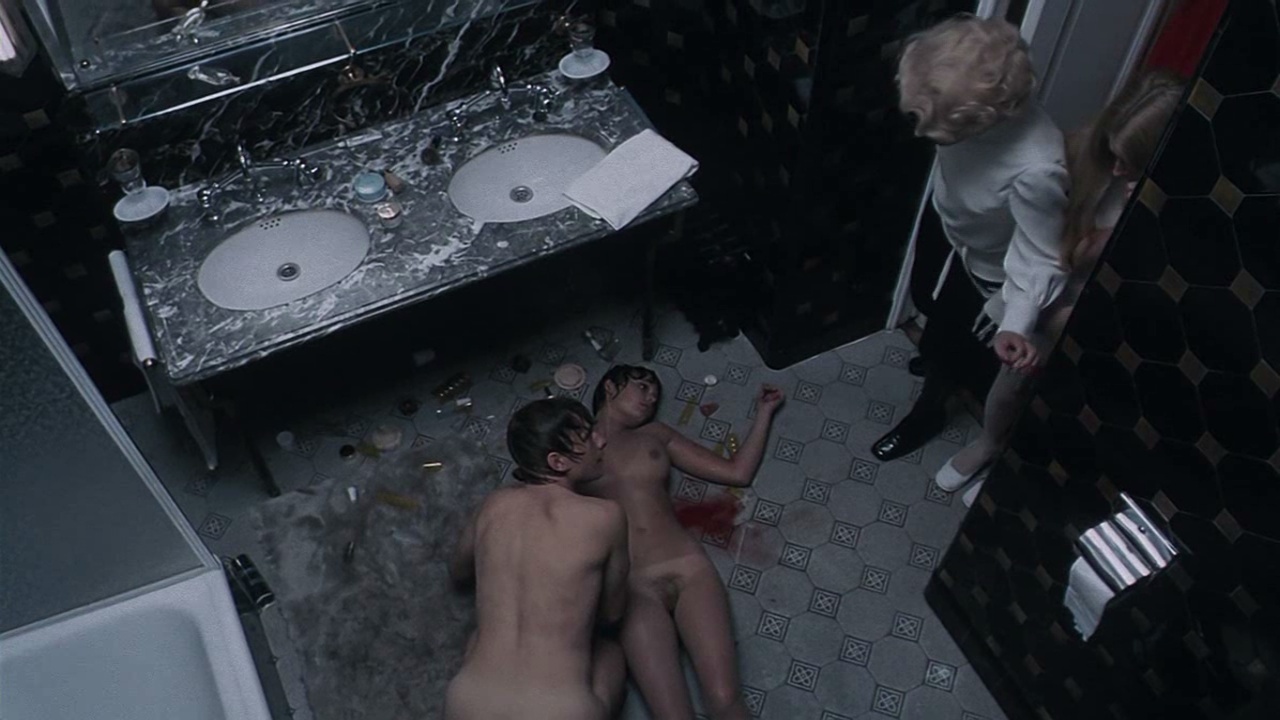 Andrea Rau nude. Photo - 4