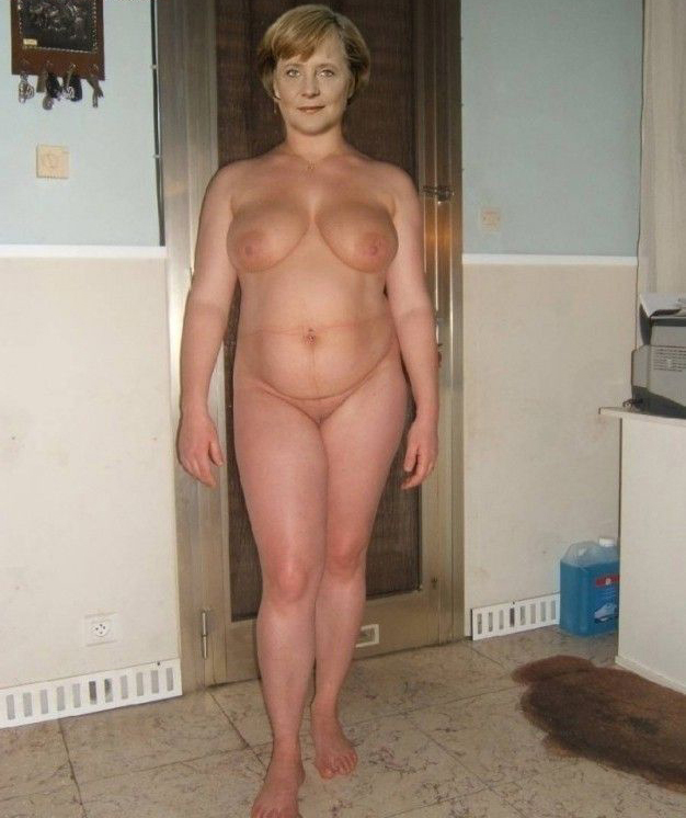 Angela Merkel nude. Photo - 11