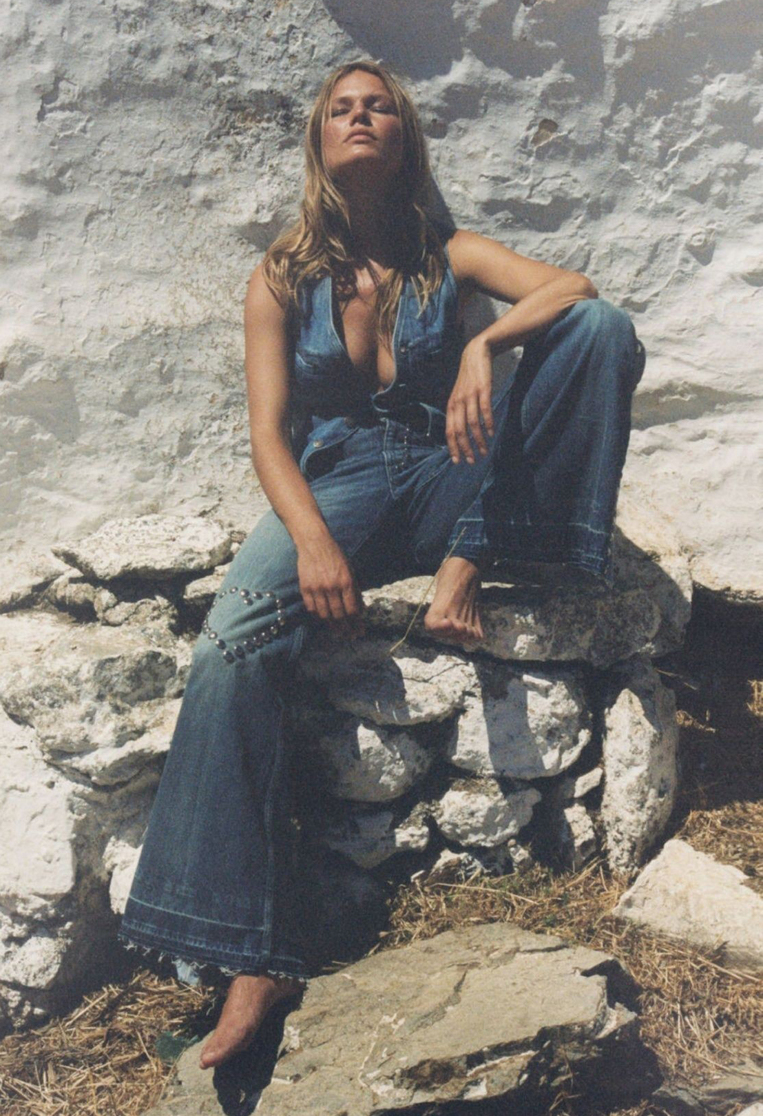 Anna Ewers nude. Photo - 26