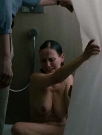 Beate Maes nude. Photo - 5