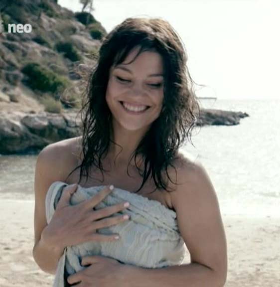 Britta Hammelstein nude. Photo - 1