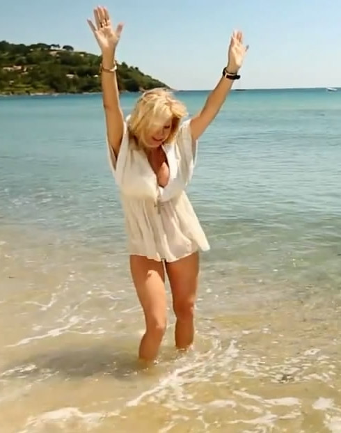 Carmen Geiss nude. Photo - 2