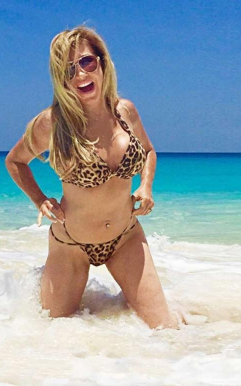 Carmen Geiss nude. Photo - 3