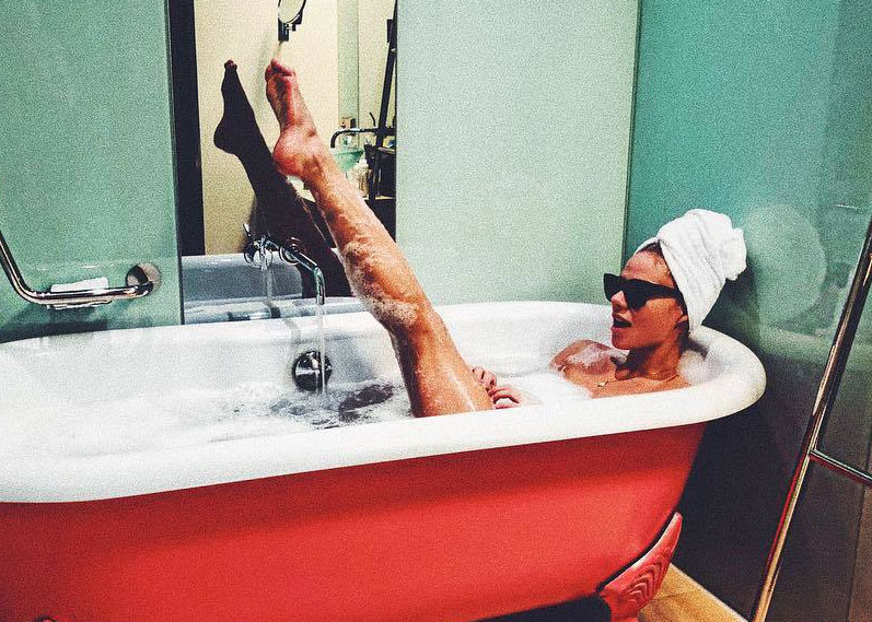 Cheyenne Pahde nude. Photo - 3