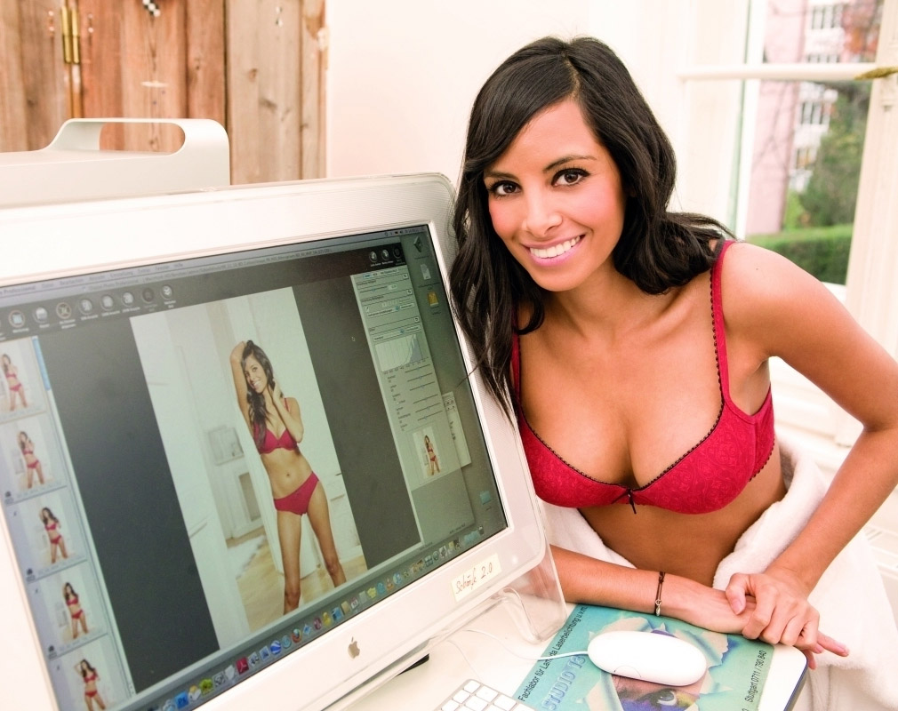 Collien Ulmen-Fernandes nude. Photo - 37