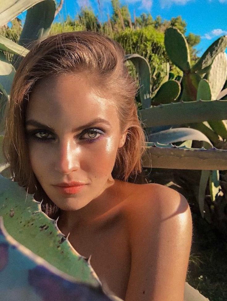 Elena Carriere nude. Photo - 9