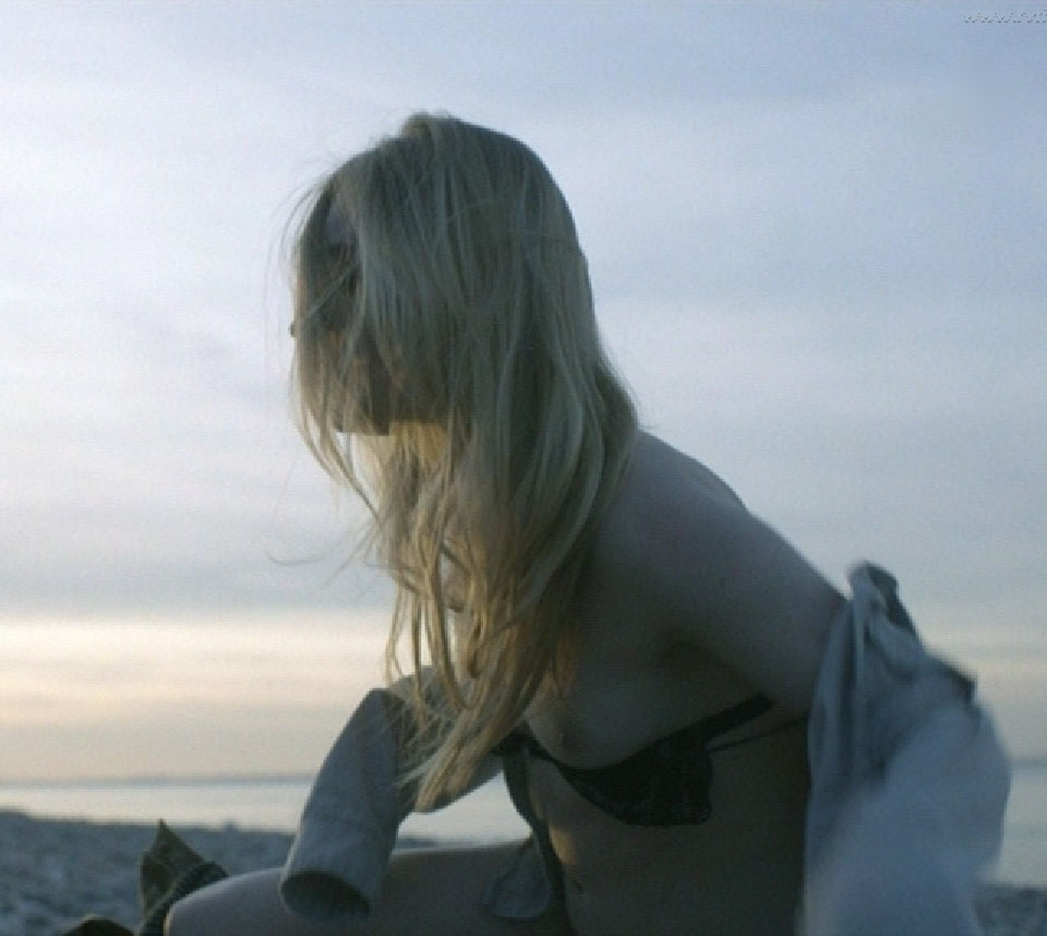 Elisa Schlott nude. Photo - 12