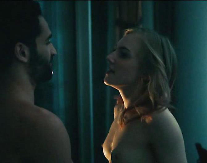 Elisa Schlott nude. Photo - 15