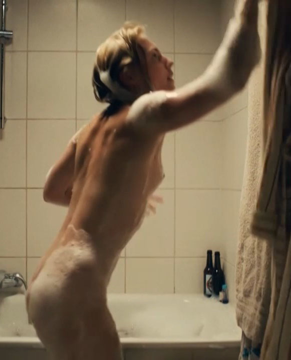 Elisa Schlott nude. Photo - 2