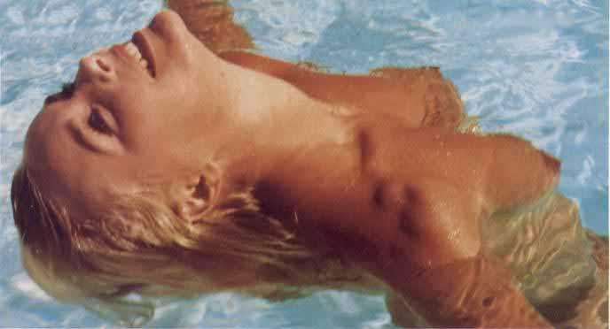 Elke Sommer nude. Photo - 3