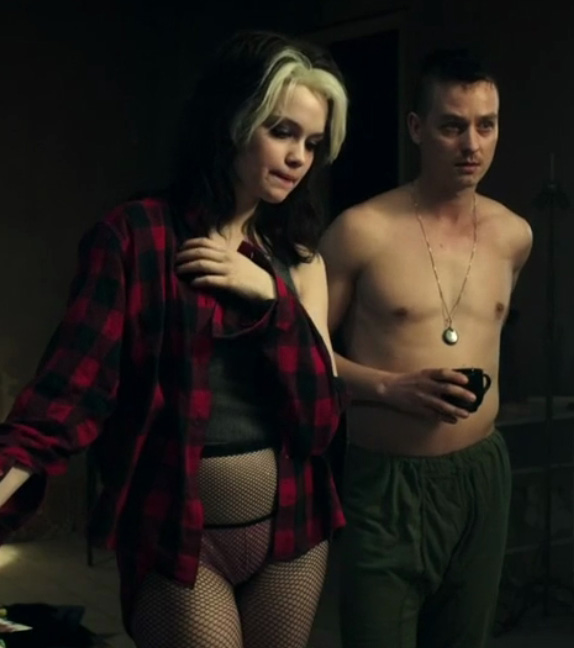 Emilia Schüle nude. Photo - 27