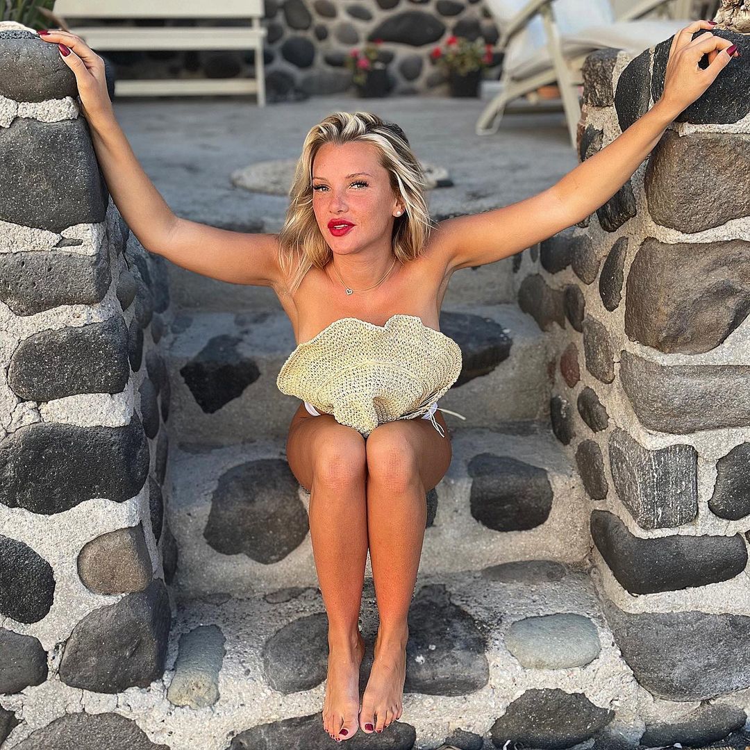 Evelyn Burdecki nude. Photo - 2