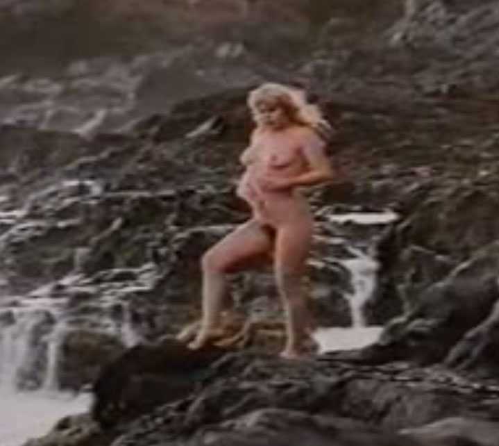 Fritzi Ross nude. Photo - 13