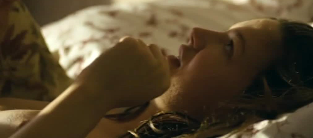 Hannah Herzsprung nude. Photo - 13