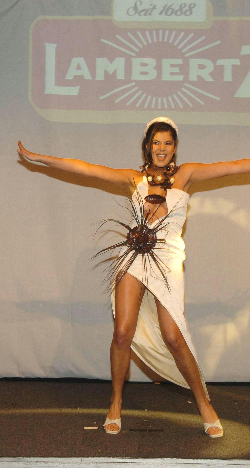 Indira Weis nude. Photo - 31