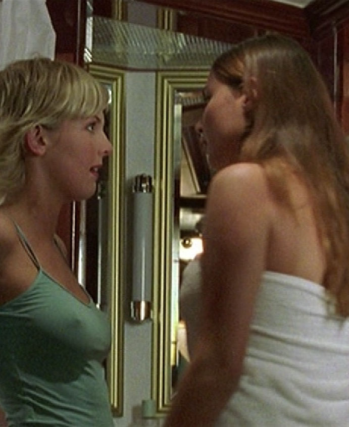 Ivonne Schönherr nude. Photo - 1