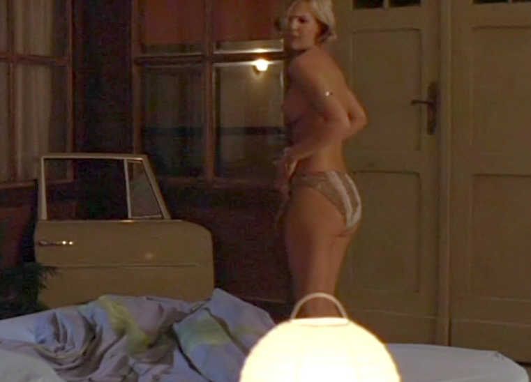 Ivonne Schönherr nude. Photo - 27