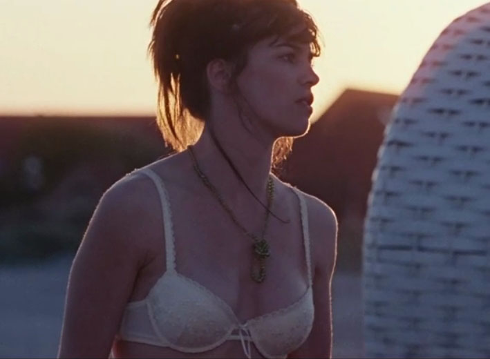 Julia-Maria Köhler nude. Photo - 12