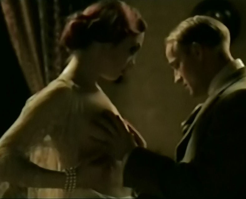 Julia Richter nude. Photo - 28