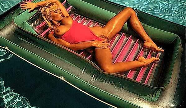 Julie K. Smith nude. Photo - 5