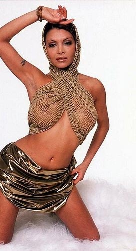 Kader Loth nude. Photo - 12