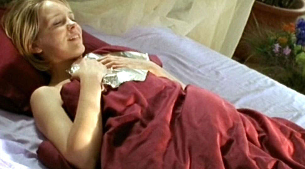 Laura Tonke nude. Photo - 31