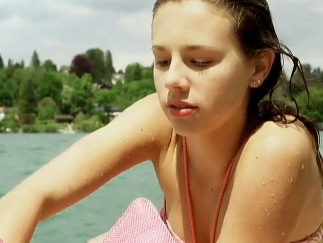 Leonie Tepe nude. Photo - 4