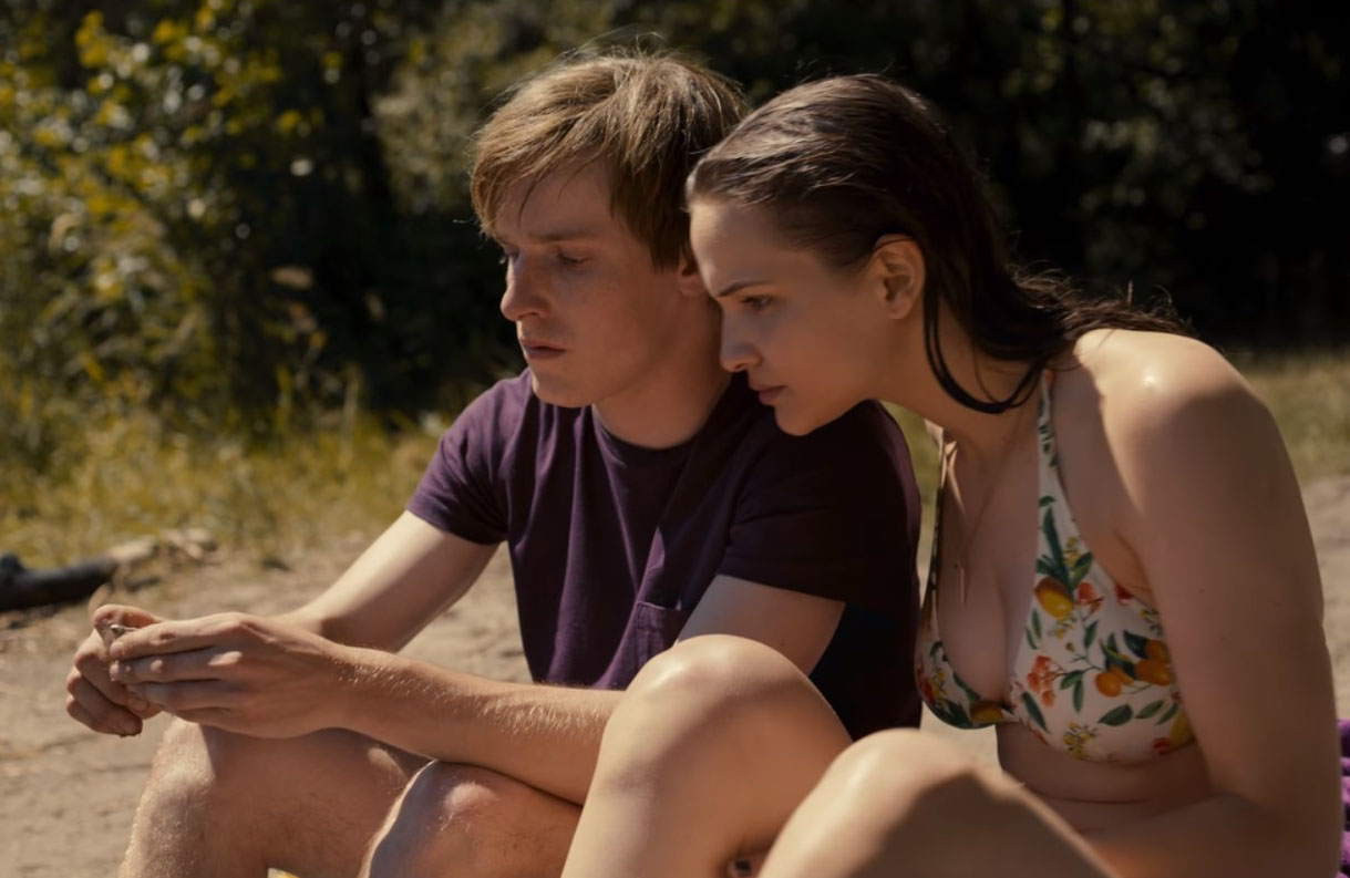 Lisa Vicari nude. Photo - 2