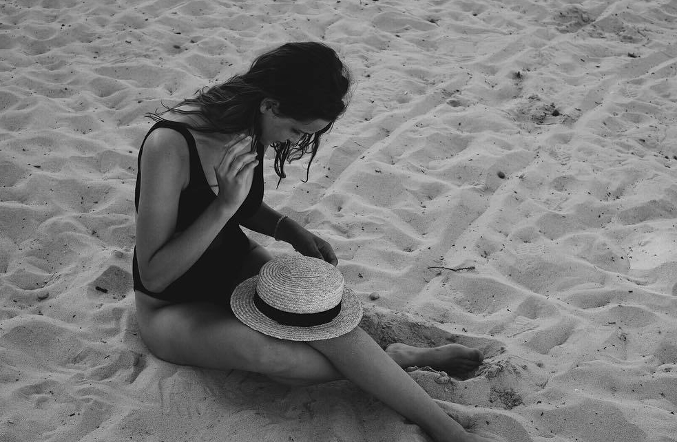 Lisa Vicari nude. Photo - 9