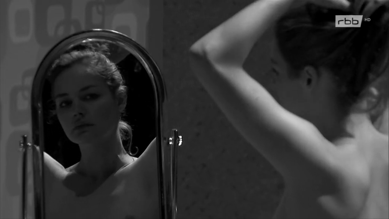 Luise Heyer nude. Photo - 14